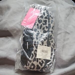 NWT ISSAC MIZRAHI Leopard Print Women's SLIPPERS SIZE LARGE 8.5-10